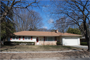 34 S EAU CLAIRE AVE, a Ranch house, built in Madison, Wisconsin in 1959.