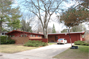 4809 FOND DU LAC TRAIL, a Usonian house, built in Madison, Wisconsin in 1960.
