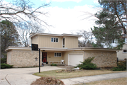 209 GREEN LAKE PASS 209 GREEN LAKE PASS, a Contemporary house, built in Madison, Wisconsin in 1962.