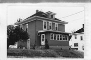 716 W PATTERSON ST, a American Foursquare house, built in Stoughton, Wisconsin in 1916.