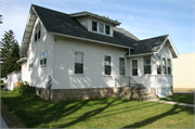 939 W JAMES ST 939 W JAMES ST, a Bungalow house, built in Columbus, Wisconsin in .