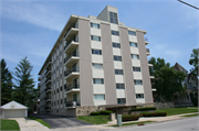 315 N WEST AVE 315 N WEST AVE, a Contemporary apartment/condominium, built in Waukesha, Wisconsin in 1966.