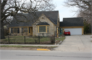 614 E COLLEGE AVE, a Side Gabled house, built in Waukesha, Wisconsin in 1941.