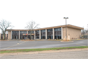401 N SEGOE RD, a Contemporary bank/financial institution, built in Madison, Wisconsin in 1963.