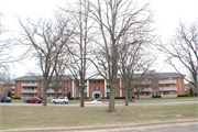 4959 SHEBOYGAN AVE, a Colonial Revival/Georgian Revival apartment/condominium, built in Madison, Wisconsin in 1969.