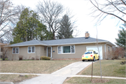 4818 SOUTH HILL DR, a Ranch house, built in Madison, Wisconsin in 1958.