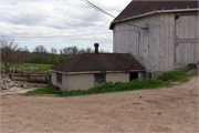 Lueder, Rudolph, 13-Sided Barn, a Building.