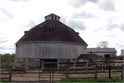 Lueder, Rudolph, 13-Sided Barn, a Building.
