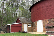 TenEyck, Albert and Minna, Round Barn, a Building.