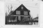 1811 KENDALL AVE, a Shingle Style house, built in Madison, Wisconsin in 1896.