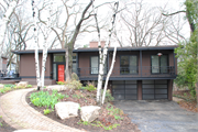 3930 PLYMOUTH CIR, a Contemporary house, built in Madison, Wisconsin in 1964.