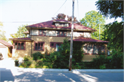 340 W PROSPECT AVE, a Prairie School house, built in Appleton, Wisconsin in 1910.