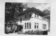 1047 E JOHNSON ST, a Craftsman, built in Madison, Wisconsin in 1925.