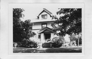 2015 JEFFERSON ST, a Craftsman house, built in Madison, Wisconsin in 1911.