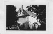 1901 JEFFERSON ST, a Queen Anne house, built in Madison, Wisconsin in 1901.