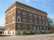 105 WASHINGTON AVE, a Neoclassical/Beaux Arts large office building, built in Oshkosh, Wisconsin in 1914.