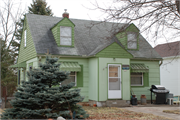 120 LEGION CT, a Colonial Revival/Georgian Revival house, built in Columbus, Wisconsin in 1947.