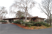 635 PARK AVE, a Contemporary small office building, built in Columbus, Wisconsin in 1959.