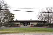 635 PARK AVE, a Contemporary small office building, built in Columbus, Wisconsin in 1959.