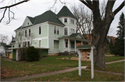121 FREMONT ST, a Colonial Revival/Georgian Revival house, built in River Falls, Wisconsin in 1898.