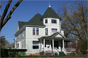 121 FREMONT ST, a Colonial Revival/Georgian Revival house, built in River Falls, Wisconsin in 1898.