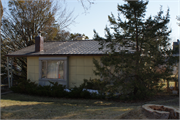 419 8TH AVENUE, a Lustron house, built in New Glarus, Wisconsin in 1949.