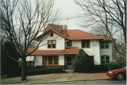 1112 GRANT ST, a Craftsman house, built in Madison, Wisconsin in 1914.