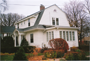950 OAKDALE AVE 950 OAKDALE AVE, a Dutch Colonial Revival house, built in De Pere, Wisconsin in 1937.