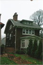 1822 N HI-MOUNT BLVD, a Dutch Colonial Revival house, built in Milwaukee, Wisconsin in 1916.