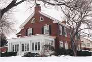 1613 UPPER PARKWAY S, a Colonial Revival/Georgian Revival house, built in Wauwatosa, Wisconsin in 1924.