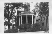 260 LANGDON ST, a Colonial Revival/Georgian Revival dormitory, built in Madison, Wisconsin in 1926.