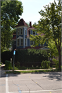 953 E JOHNSON ST, a Queen Anne duplex/two-flat, built in Madison, Wisconsin in 1898.