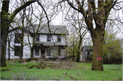 1913 S FISH HATCHERY RD, a Gabled Ell house, built in Fitchburg, Wisconsin in .
