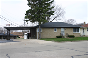 2906 JAMES BLVD, a Ranch house, built in Racine, Wisconsin in 1956.