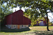 1494 PLEASANT HILL RD, a Astylistic Utilitarian Building tobacco barn, built in Dunkirk, Wisconsin in .