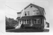 1437 MORRISON ST, a Dutch Colonial Revival house, built in Madison, Wisconsin in 1923.