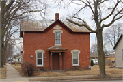 1028 JACKSON ST, a Side Gabled house, built in La Crosse, Wisconsin in 1886.