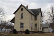 1222 JACKSON ST, a Front Gabled house, built in La Crosse, Wisconsin in .
