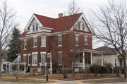 1403 JACKSON ST, a Queen Anne house, built in La Crosse, Wisconsin in .