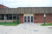 614 SCHOOL PL, a Contemporary school – elem/middle/jr high/high, built in West Bend, Wisconsin in 1924.