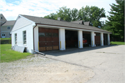 302 S MAIN ST 302 S MAIN ST, a Astylistic Utilitarian Building garage (residential), built in Lake Mills, Wisconsin in 1960.