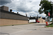 1401 PERKINS AVE 1401 PERKINS AVE, a Astylistic Utilitarian Building industrial bldg/manufacturing facility, built in Waukesha, Wisconsin in .