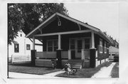 2521 DAHLE ST, a Craftsman house, built in Madison, Wisconsin in 1931.