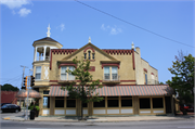1675 DOUGLAS AVE, a Queen Anne retail building, built in Racine, Wisconsin in 1898.