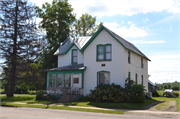 100 W MONTELLO ST, a Gabled Ell house, built in Montello, Wisconsin in 1901.