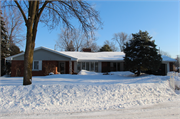 600 SUNSET CIRCLE, a Ranch house, built in Allouez, Wisconsin in 1969.