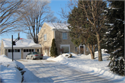 644 SUNSET CIRCLE, a Colonial Revival/Georgian Revival house, built in Allouez, Wisconsin in 1940.