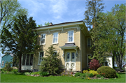 2002 200th Ave., a Italianate house, built in Paris, Wisconsin in 1883.