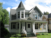 639 S QUINCY ST, a Queen Anne house, built in Green Bay, Wisconsin in 1897.