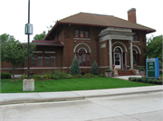 740 S VAN BUREN ST 740 S VAN BUREN ST, a Spanish/Mediterranean Styles duplex/two-flat, built in Green Bay, Wisconsin in 1900.